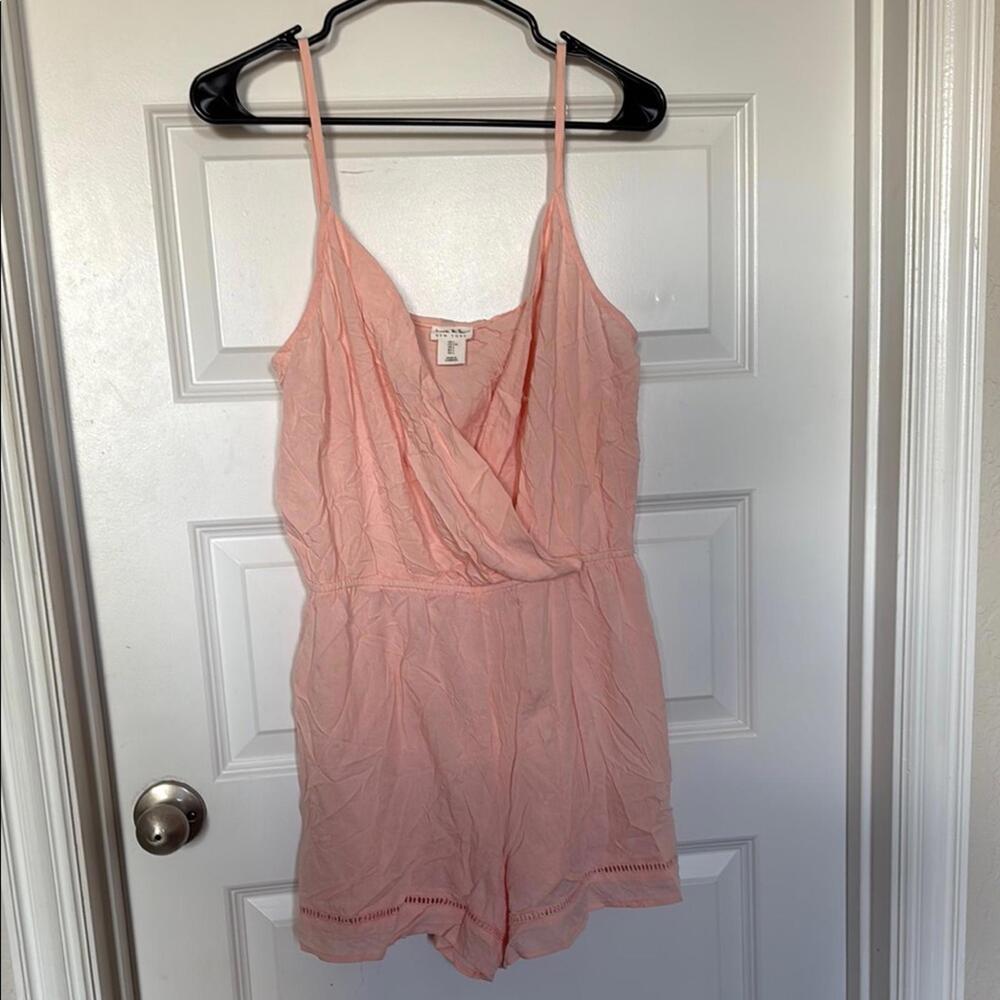 New Nicole Miller Peach Romper Sz Large
